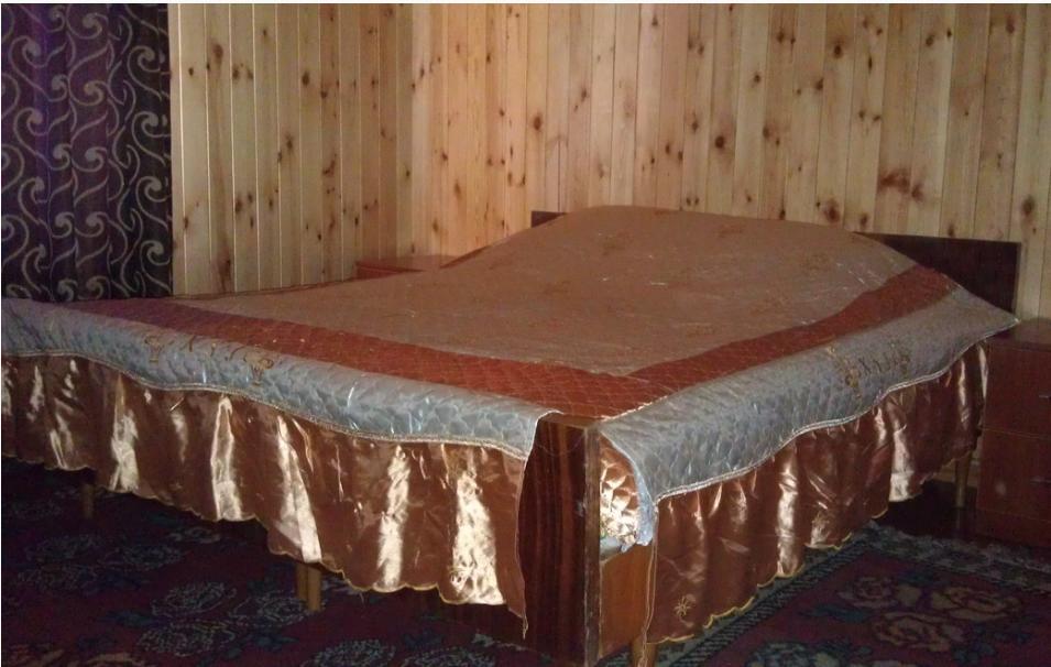 Guest House Vip Osh Quarto foto